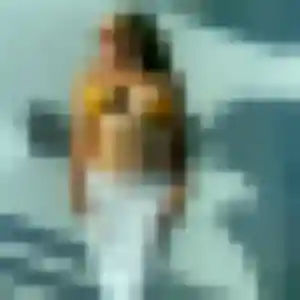 Yamina, femme de 30 ans veut beurette à Lézardrieux