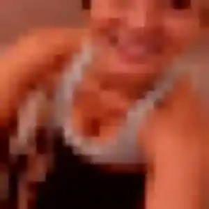 Photo privée de Aicha, 23 ans à Ligny-en-Cambrésis - rencontre coquine