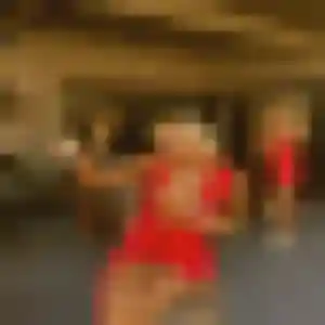 Charmante Lyna, 34 ans à Loisin - voir sa photo