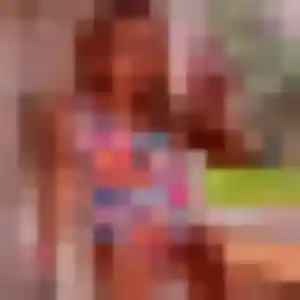 beurette à Londinières : photo de Mounia, 25 ans - sans engagement