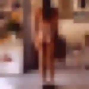 Photo privée de Nesrine, 32 ans à Longchamp - rencontre coquine