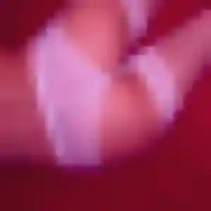 Photo de Dina à Looberghe (27 ans) - beurette discret