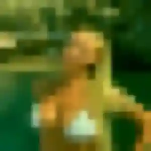 Rejoins Loubna, 25 ans à Louverné en privé