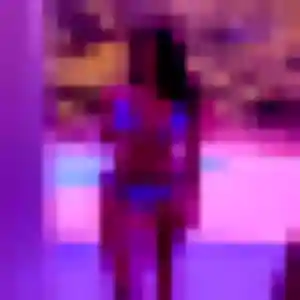 Hajar, 35 ans, en ligne à Louviers pour une rencontre coquine