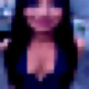Hanane, 45 ans, connectée à Luçay-le-Mâle pour un beurette