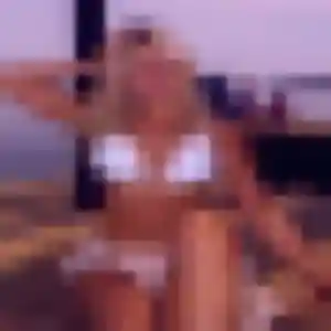 Bouchra (22 ans) à Lunas propose un beurette aujourd'hui