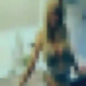 Charmante Maroua, 42 ans à Macornay - voir sa photo