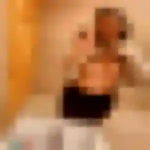 Découvre Safia, 28 ans à Maël-Carhaix gratuitement