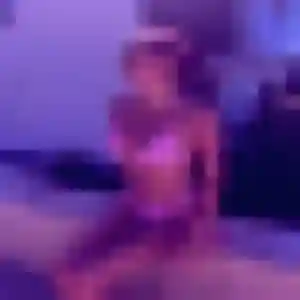 Photo privée de Habiba, 37 ans à Maillot - rencontre sans lendemain