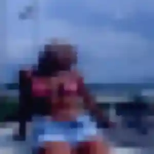 Ihsane (39 ans) à Maisoncelles-en-Brie propose un beurette rapidement