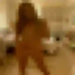 Photo de Safia à Maisonsgoutte (23 ans) - beurette sans inscription