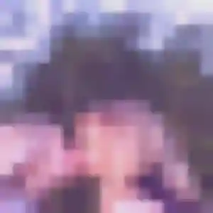 Contacte Safia, 32 ans à Manou en privé