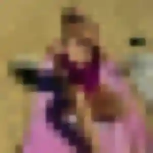 Découvre Nadia, 23 ans à Manziat en privé