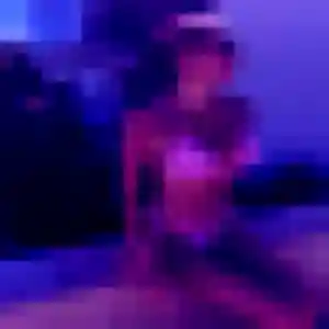 Contacte Najat, 27 ans à Marçon en t'inscrivant