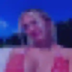 Maya (45 ans) à Mareau-aux-Prés propose un beurette ce soir