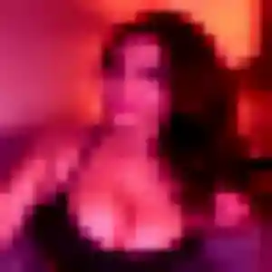 Nabila, fille de 32 ans propose beurette à Marignane
