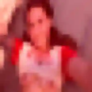 Amira (26 ans) à Marsonnas propose un beurette maintenant
