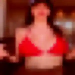 Nawal, 35 ans, disponible à Massegros Causses Gorges pour une rencontre coquine