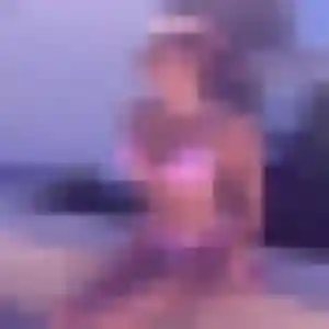 Photo sexy de Farida, 28 ans à Mégrit - plan discret