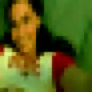 Contacte Loubna, 24 ans à Ménerbes gratuitement
