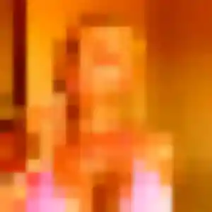 Sirine, 28 ans, connectée à Ménilles pour une rencontre coquine