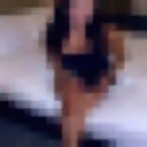 Lina, femme de 23 ans cherche beurette à Mensignac
