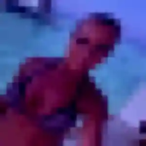 Hind, fille de 29 ans cherche beurette à Méricourt