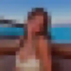 Jolie Lyna, 38 ans à Merlines - la contacter