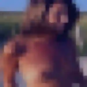 Lina, 22 ans, connectée à Miélan pour une rencontre coquine