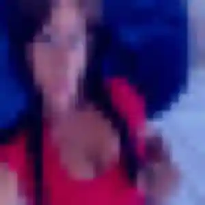 Farida, 35 ans, connectée à Moffans-et-Vacheresse pour une rencontre coquine