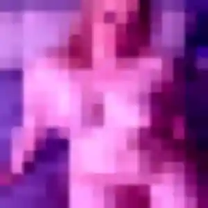 Rencontre Loubna, 25 ans à Molières-Cavaillac en privé