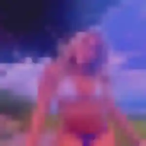 Nesrine, 43 ans, en ligne à Moltifao pour une rencontre coquine