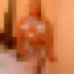 Yasmine, 26 ans, connectée à Monbéqui pour une rencontre coquine