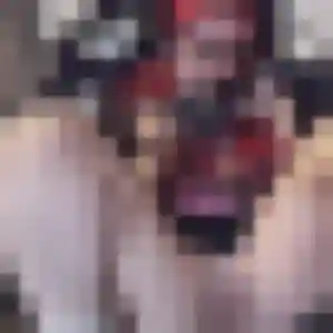 Syrine, 22 ans, connectée à Mons-en-Barœul pour un beurette