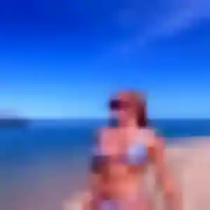 Charmante Kenza, 35 ans à Montaignac-sur-Doustre - la contacter