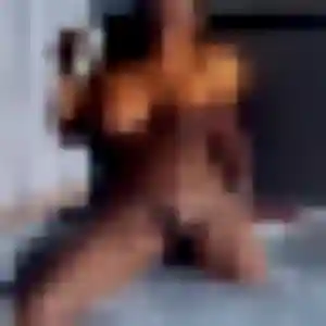 Tinhinane, 42 ans, dispo pour beurette à Montbron
