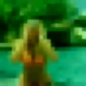 Sabrina, 37 ans, en ligne à Montégut pour une rencontre coquine