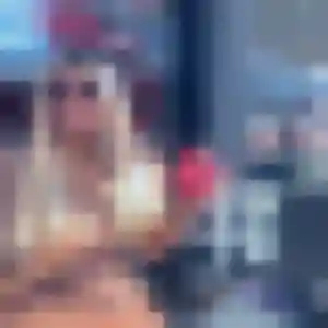 Photo privée de Loubna, 30 ans à Monthuchon - plan discret