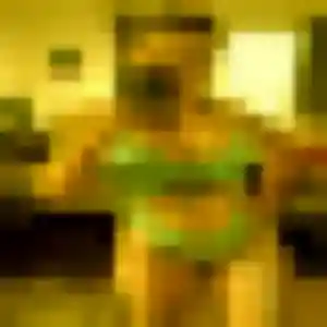 Photo privée de Layla, 32 ans à Montreux-Château - rencontre coquine
