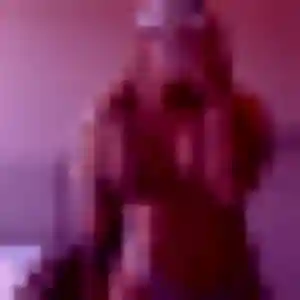 Siham, femme de 35 ans propose beurette à Montval-sur-Loir