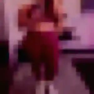 Layla, 27 ans, en ligne à Montverdun pour un beurette