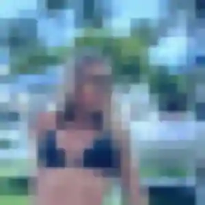 Yamina, 35 ans, connectée à Mosnac-Saint-Simeux pour une rencontre coquine