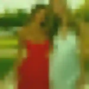 Photo privée de Ouarda, 34 ans à Mouettes - plan discret