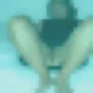 Photo de Emna à Moulès-et-Baucels (23 ans) - beurette discret