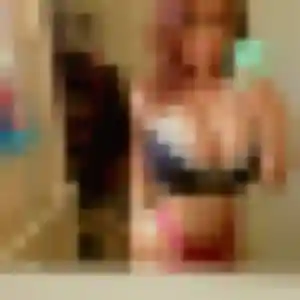 Sana (30 ans) à Mouliets-et-Villemartin attend une rencontre rapidement