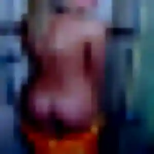 Photo sexy de Salma, 45 ans à Moulins-la-Marche - rencontre sans lendemain