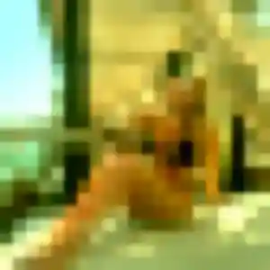 Hayat, 38 ans, connectée à Moyaux pour une rencontre coquine