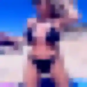 Alya, 37 ans, connectée à Muides-sur-Loire pour une rencontre coquine