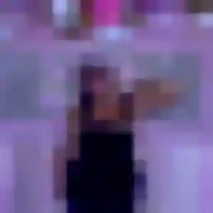 Aya (40 ans) à Munchhausen attend une rencontre maintenant