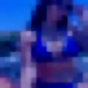 Charmante Malika, 38 ans à Najac - voir sa photo